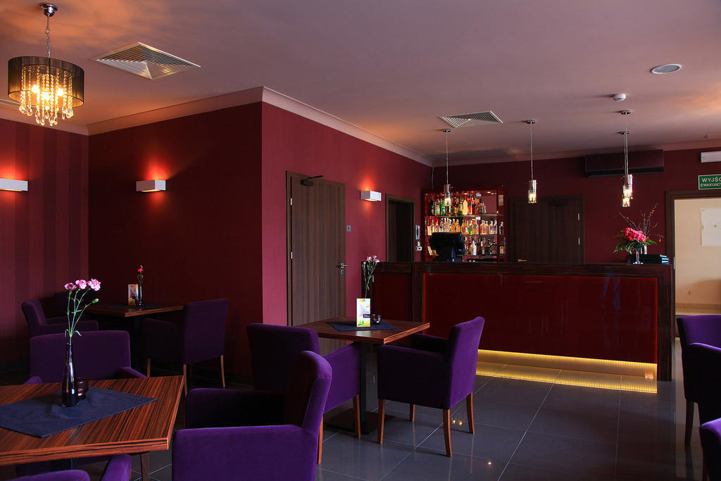 Hotel Camelot Szczawno-Zdroj Esterno foto