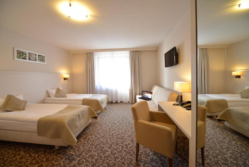 Hotel Camelot Szczawno-Zdroj Camera foto